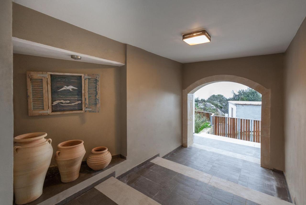 Villa Angelica Meronas ภายนอก รูปภาพ