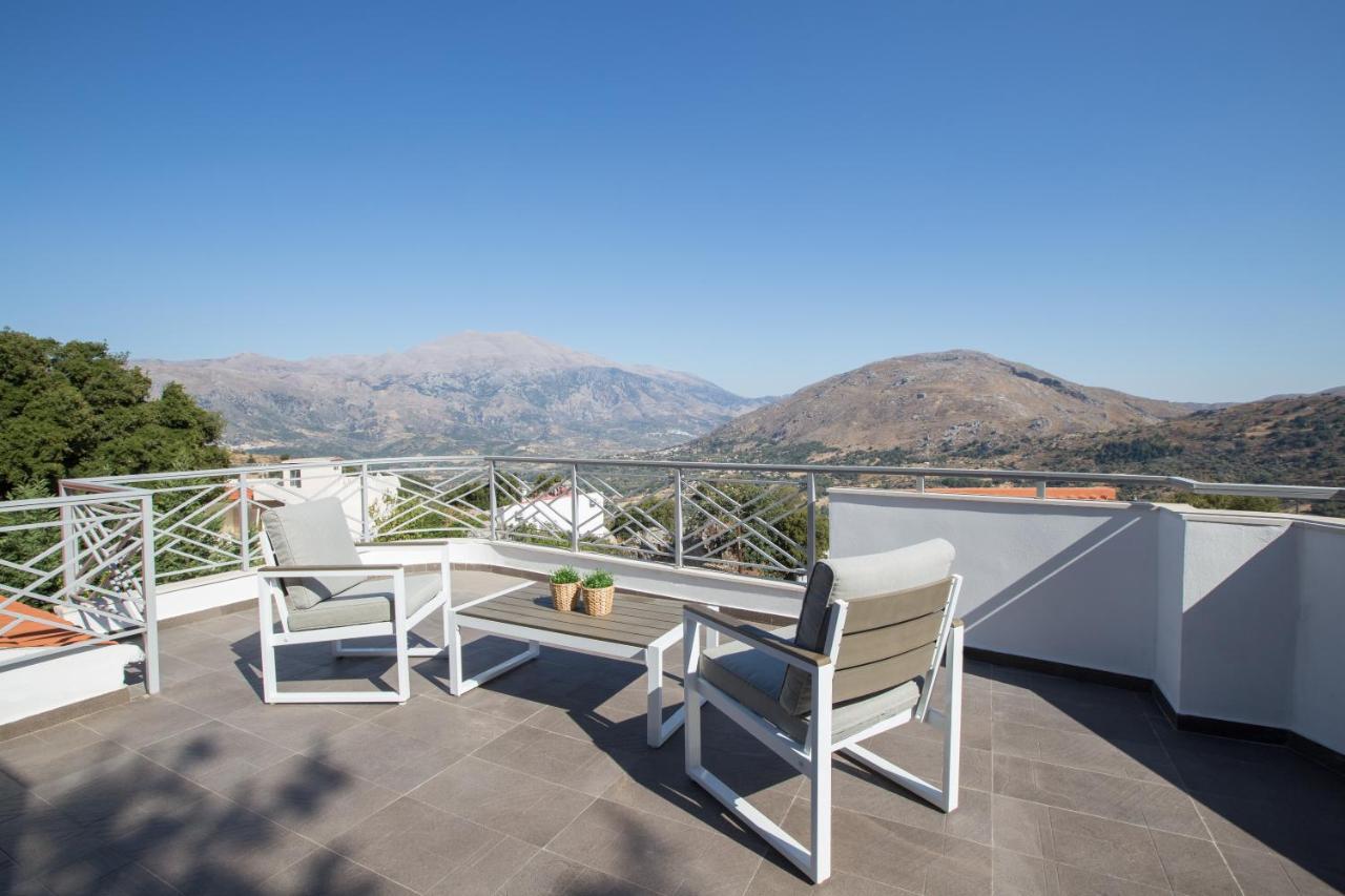 Villa Angelica Meronas ภายนอก รูปภาพ