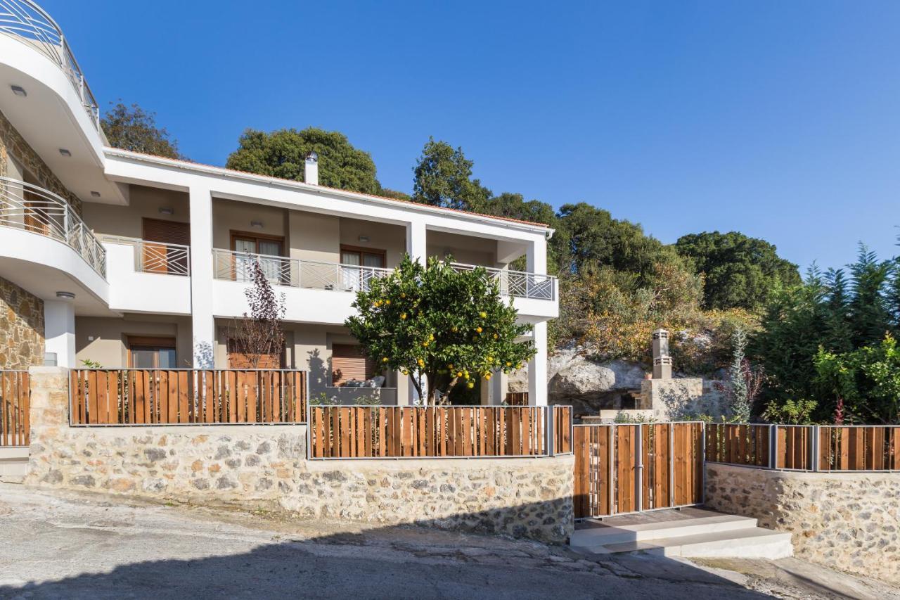 Villa Angelica Meronas ภายนอก รูปภาพ