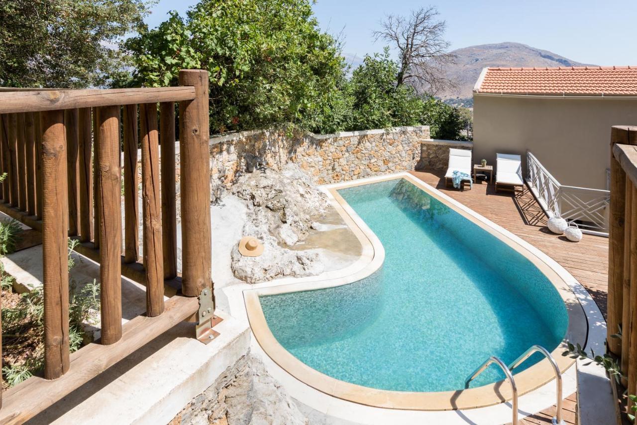 Villa Angelica Meronas ภายนอก รูปภาพ