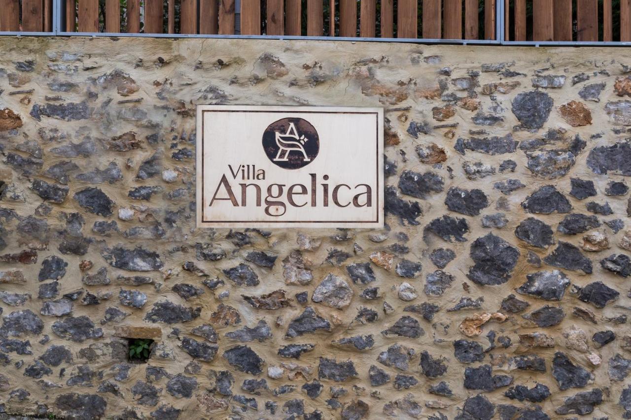 Villa Angelica Meronas ภายนอก รูปภาพ