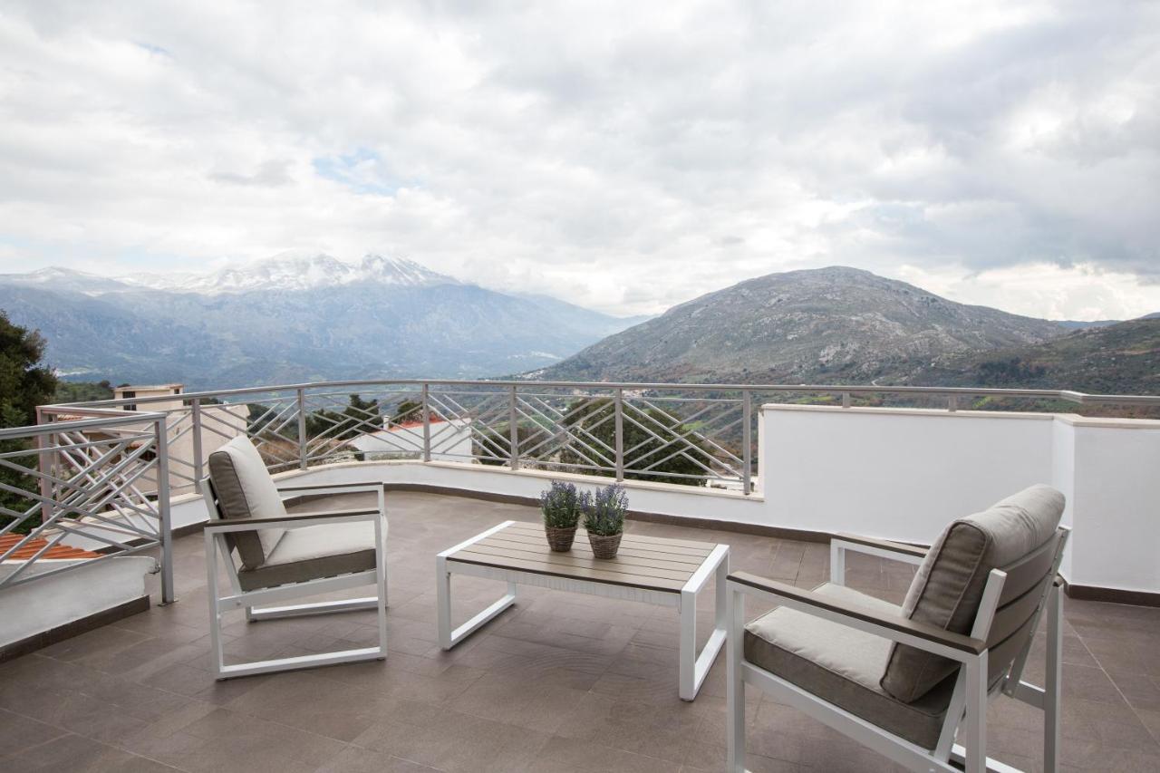 Villa Angelica Meronas ภายนอก รูปภาพ